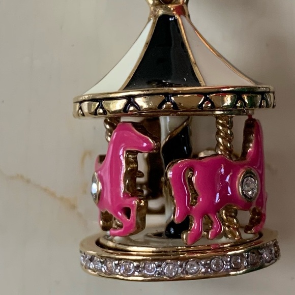 2009 Juicy Couture rotating carousel pendant - Picture 3 of 5